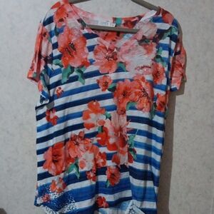 Time and Tru Blue and White Asymmetrical T-Shirt